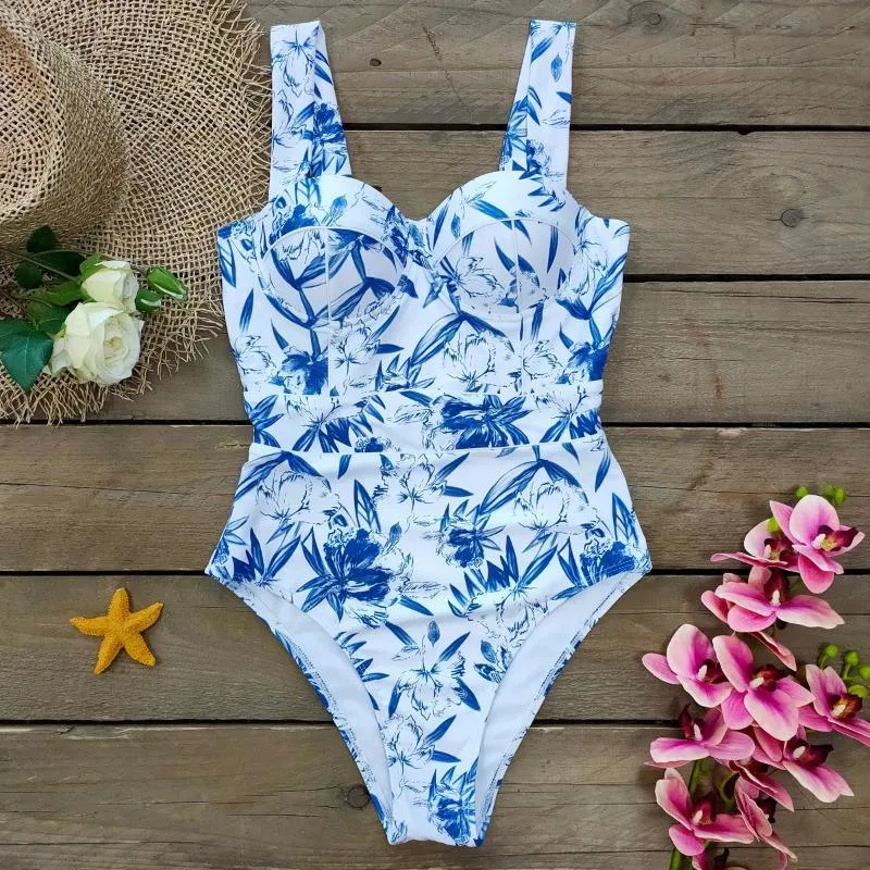 Surf Girlie swimsuit Sexikinis Swim